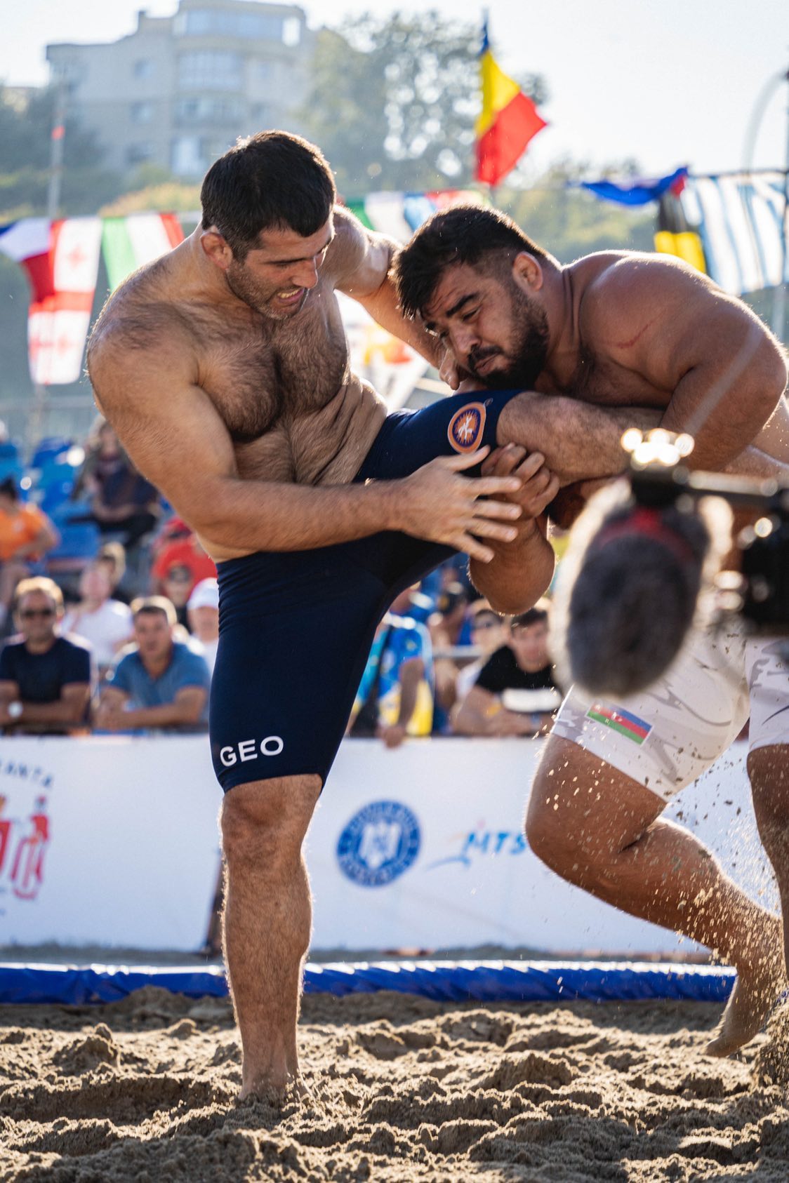 beach wrestling oyan nazariani