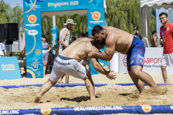 Beach Wrestling Oyan Nazariani