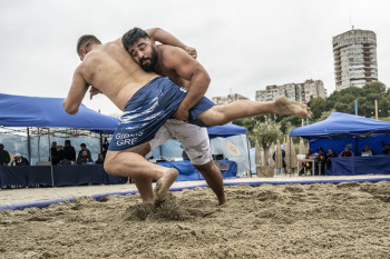 beach wrestling oyan nazariani