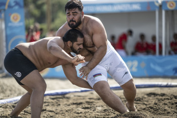 Beach Wrestling Oyan Nazariani
