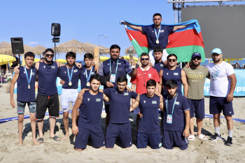 beach wrestling oyan nazariani
