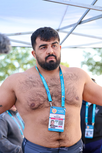 Beach Wrestling Oyan Nazariani